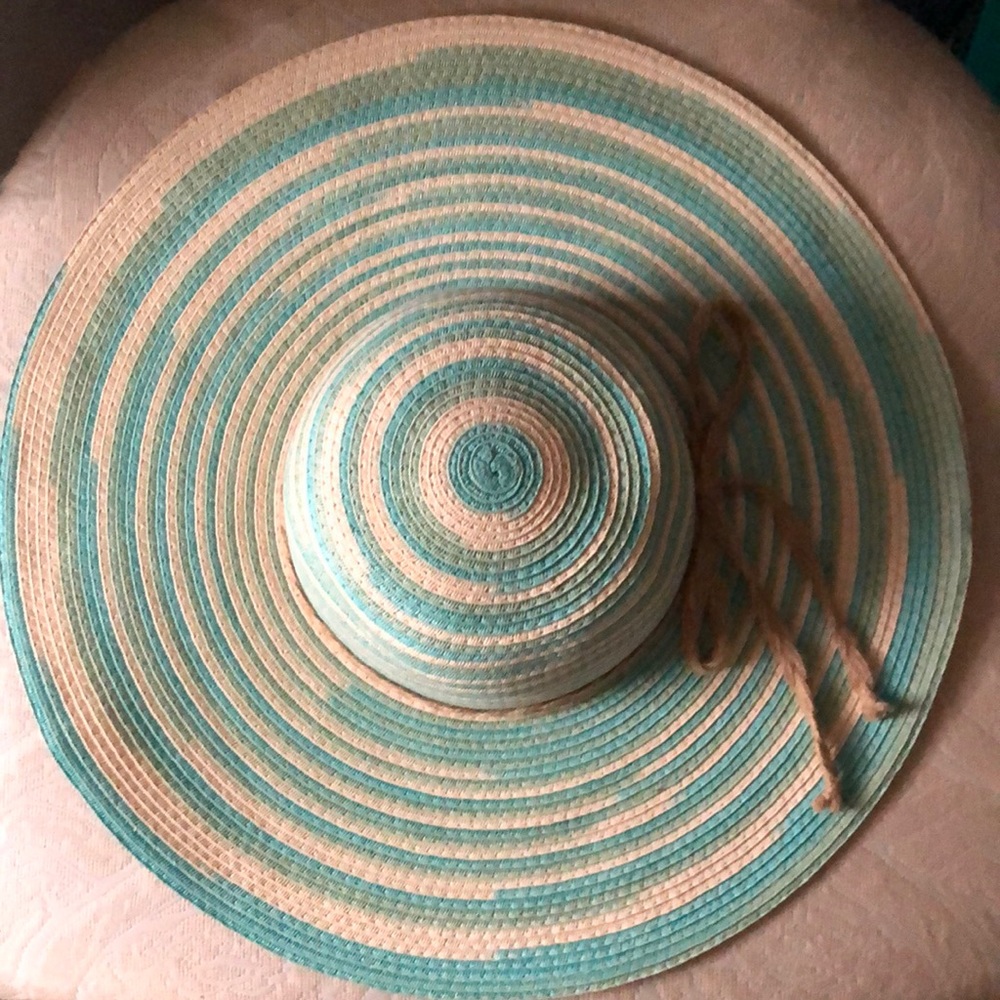 Word Market Sunhat - Picture 2 of 4